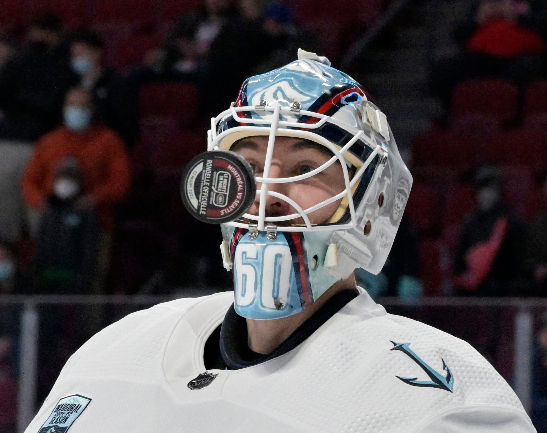 Canucks sign Chris Driedger to PTO