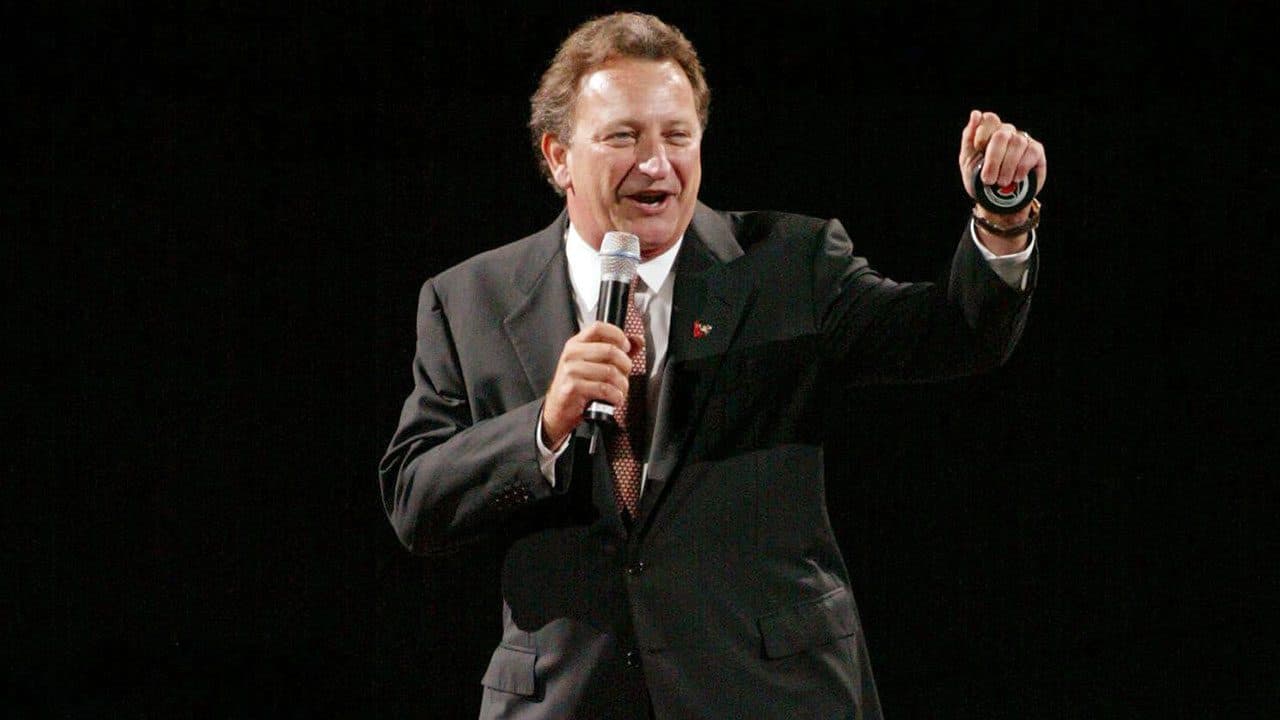 Ottawa Senators owner Eugene Melnyk dead at 62 after battle with illness