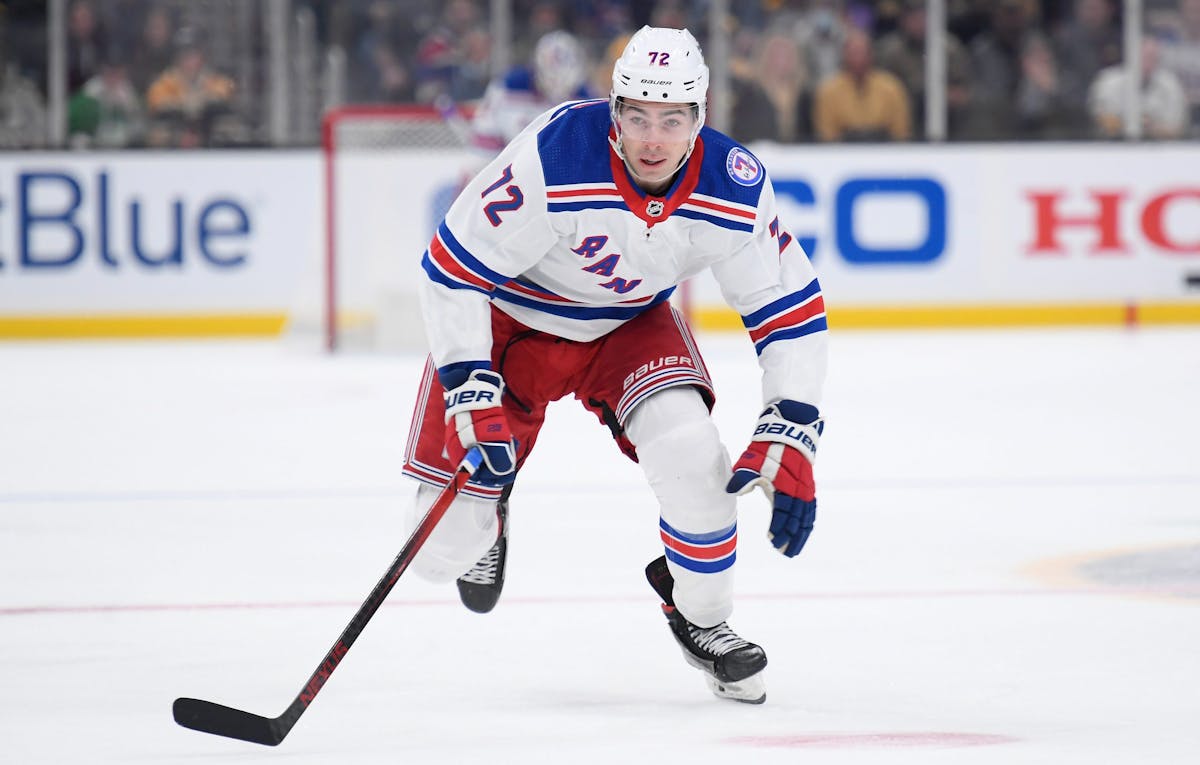 Rangers' Filip Chytil leaves practice with upper-body injury
