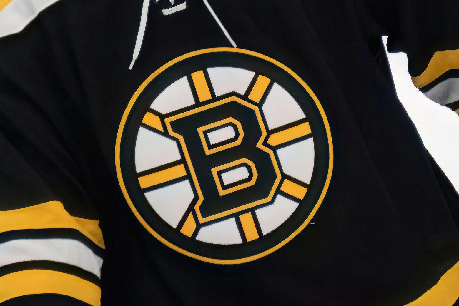 Bruins unveil new logo for centennial season - CBS Boston