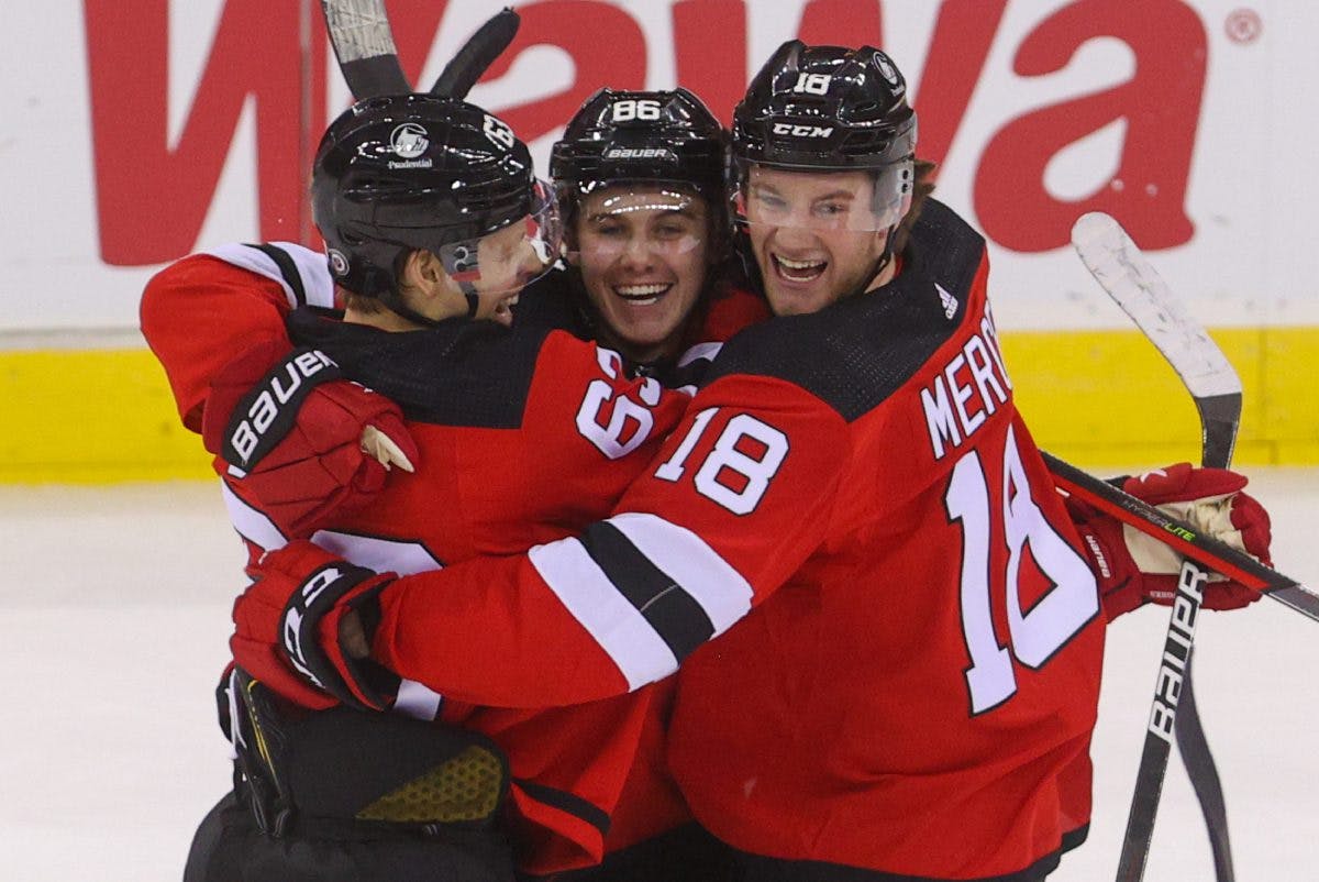 New Jersey Devils Win Streak Runs Through Calgary