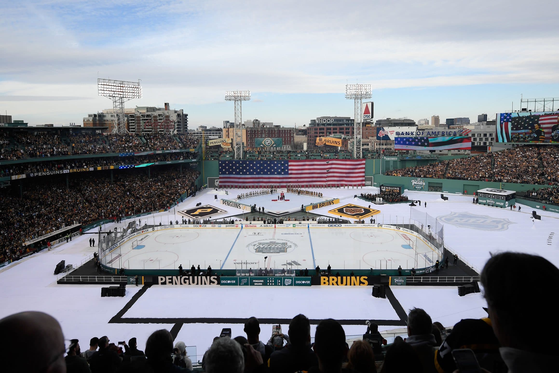 Jarry leaves Winter Classic for Penguins in loss to Bruins