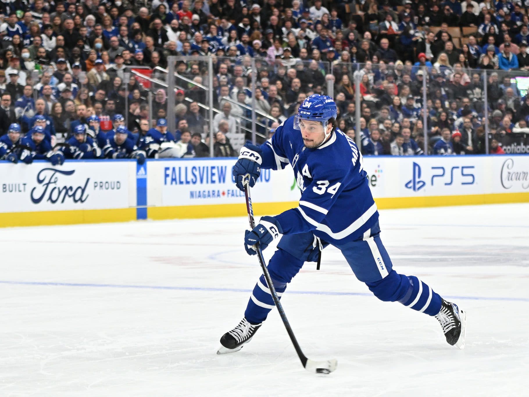 Auston Matthews becomes fastest Toronto Maple Leaf to reach 500 point milestone