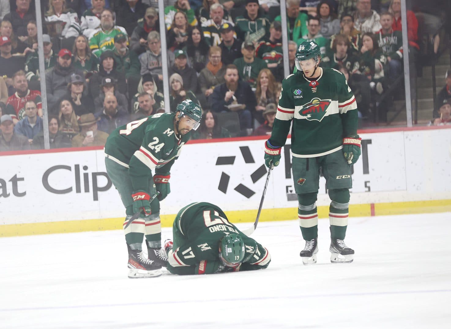 Minnesota Wild’s Marcus Foligno exits games with lower-body injury