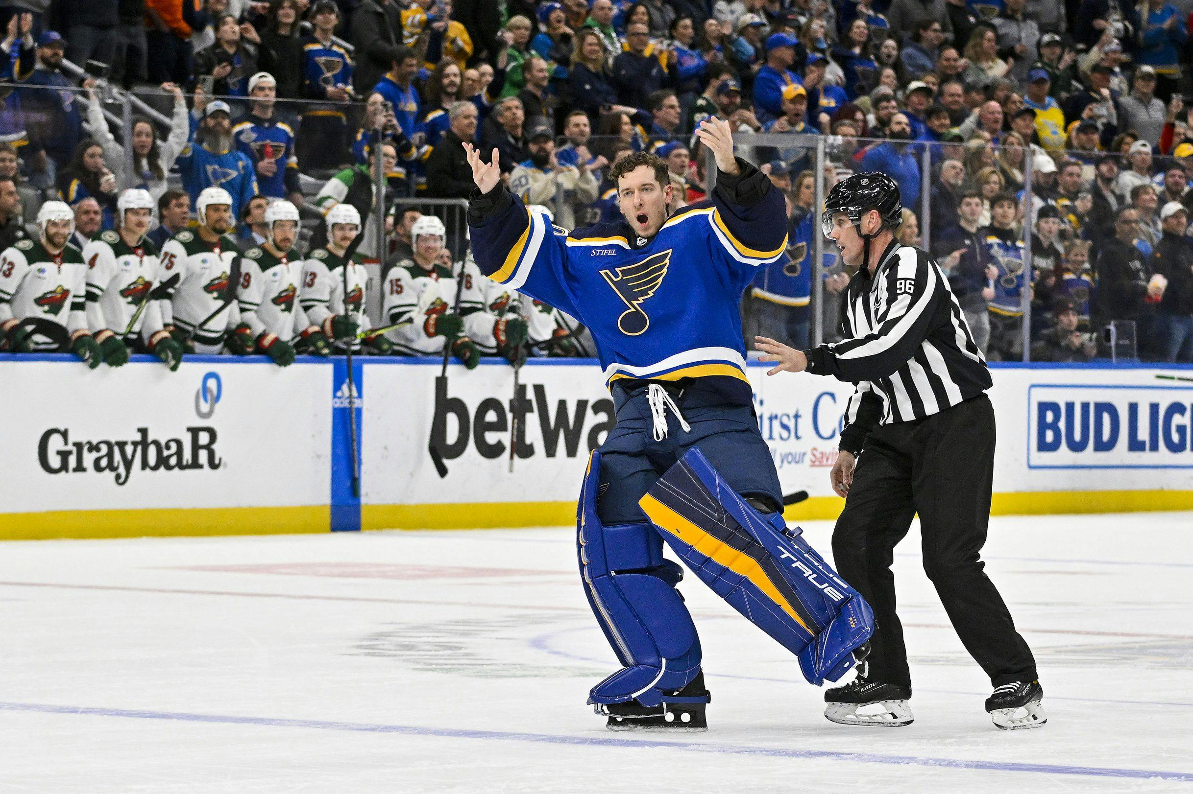 Looking Forward: Line Combinations for 2015-16 - St. Louis Game Time