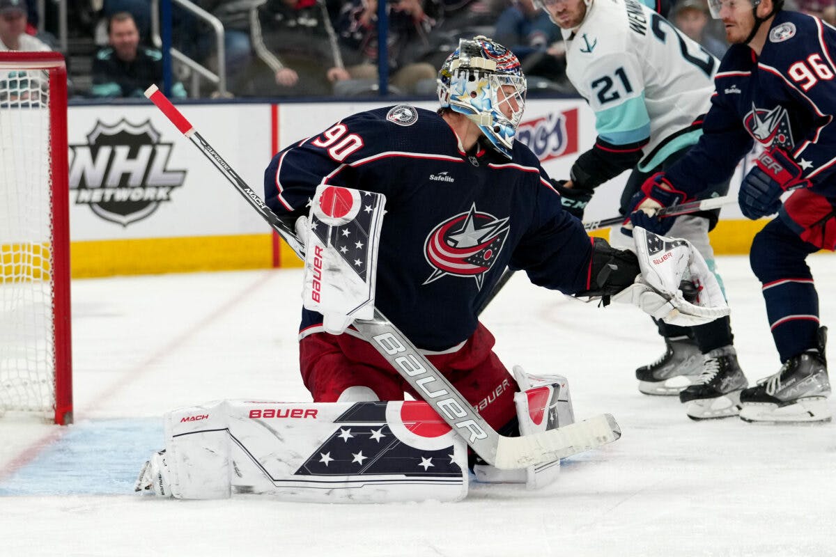 Blue Jackets sign goalie Merzlikins to 2-year contract