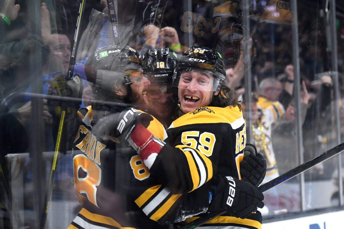 Boston Bruins set new NHL record as they continue stunning season