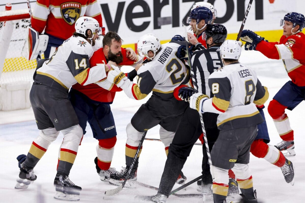 Depth scoring leads Golden Knights to victory as Vegas defeats