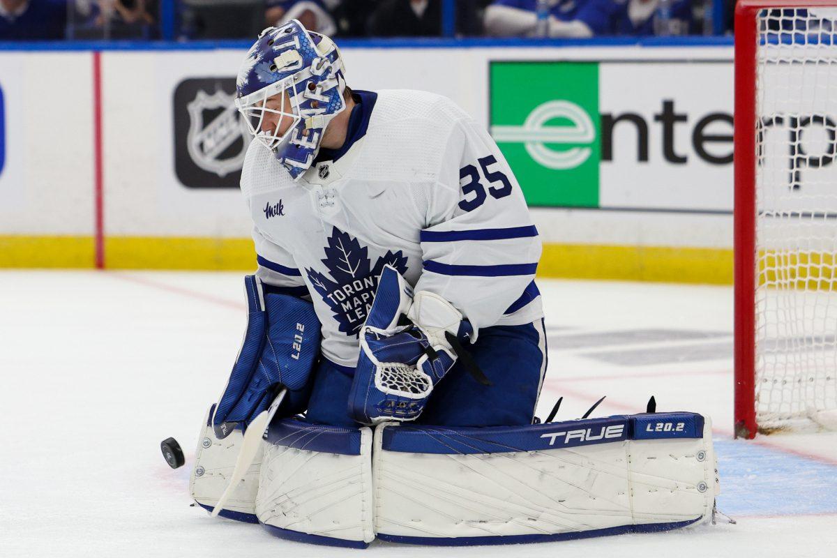 How should the Toronto Maple Leafs map out their goaltending for