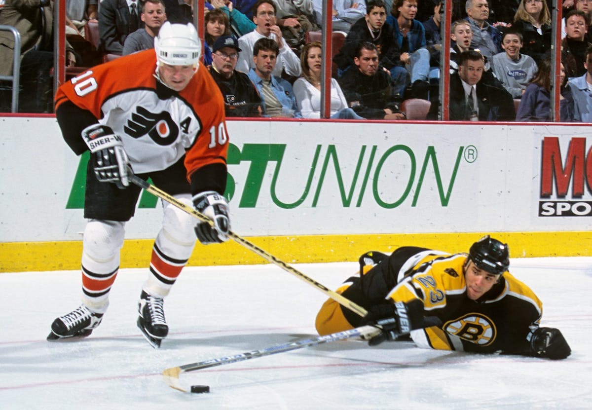 Flyers bring back John LeClair, name him to special adviser post – The  Morning Call