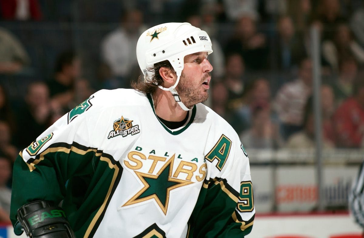 Greatest NHL Drafts of All-time: #6 – Modano, Mogilny, Selanne arrive in  Class of 1988 - Daily Faceoff