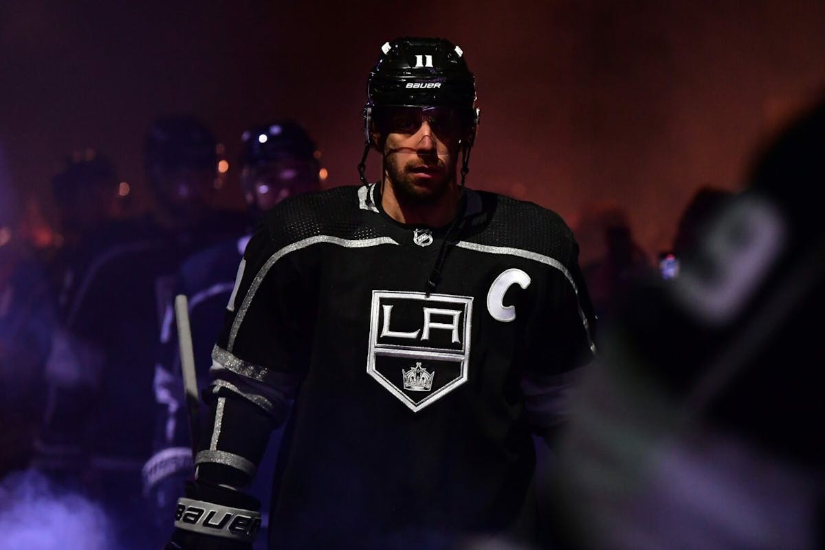 The L.A. Kings was the only NHL team to have Purple as one of