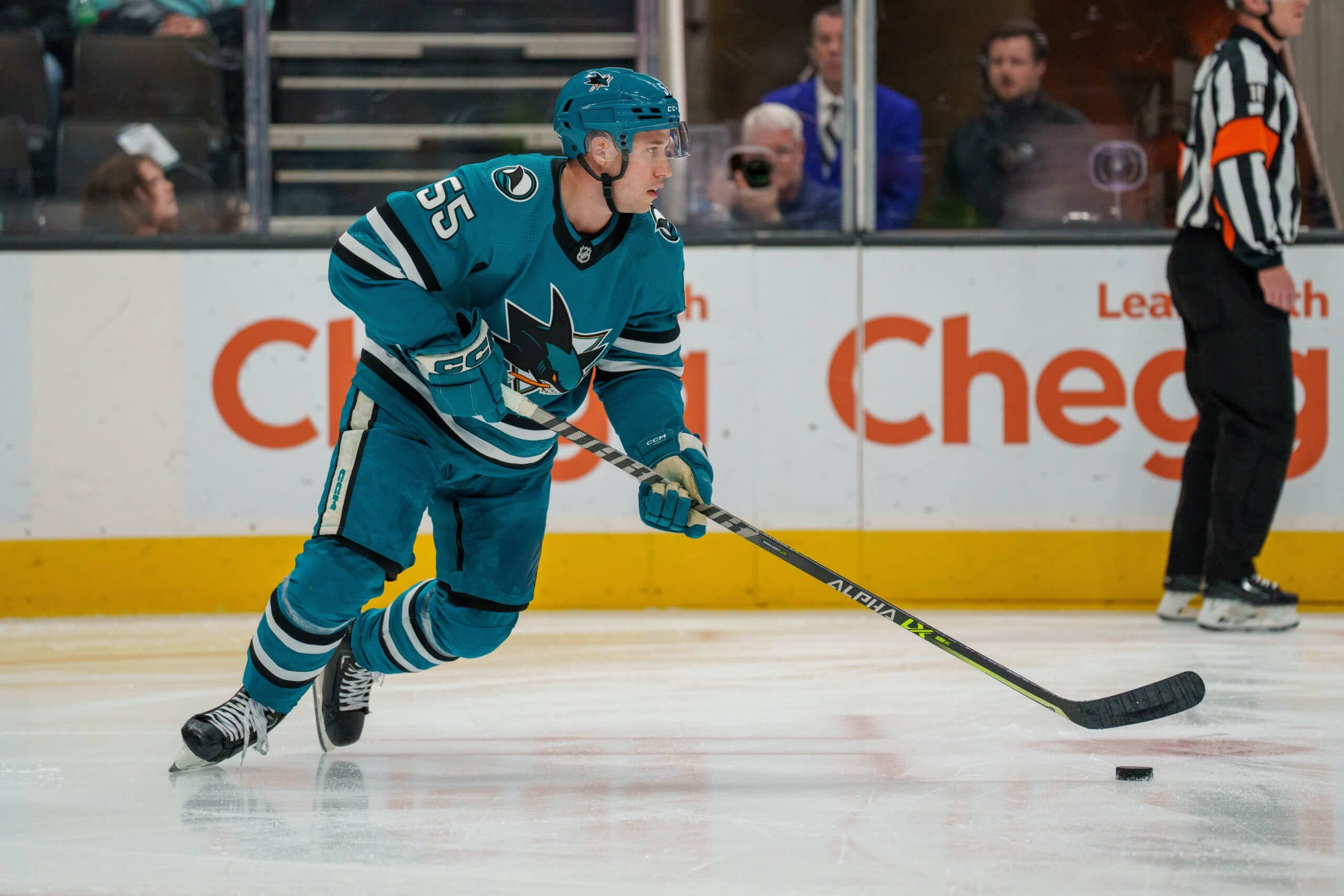 Dallas Stars sign defenseman Derrick Pouliot to one-year contract