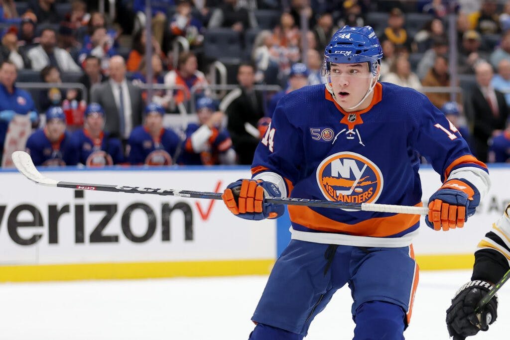 Oliver Wahlstrom New York Islanders Unsigned Skates with Puck Photograph