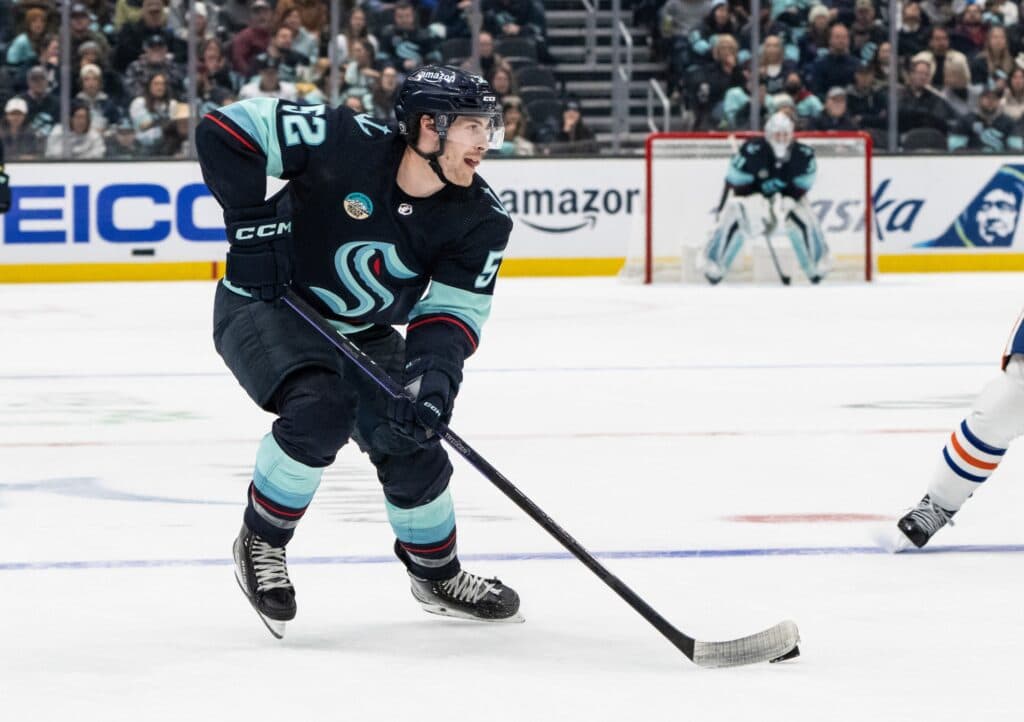 One NHL rookie to watch on all 32 NHL teams in 2023-24 - Daily Faceoff