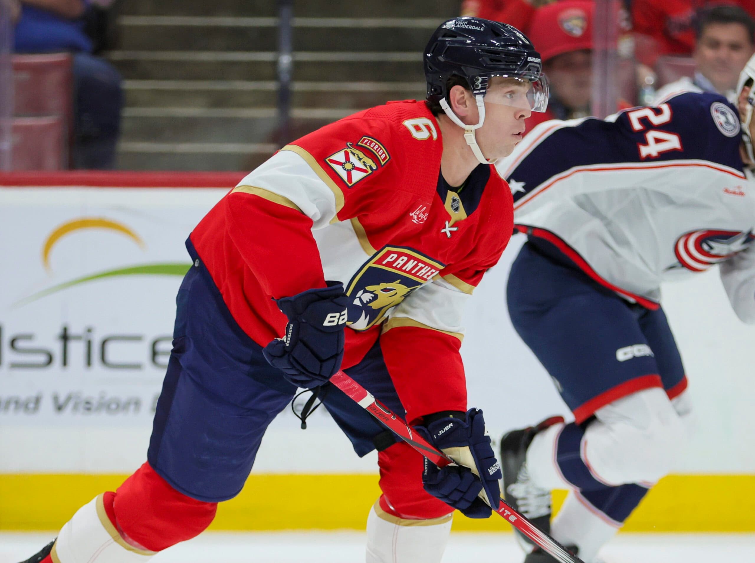 Florida Panthers place defenseman Mike Reilly on waivers