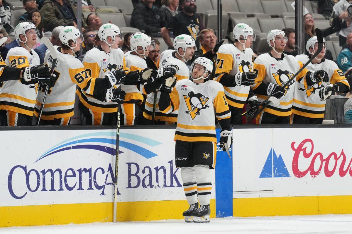 Pittsburgh Penguins place Vinnie Hinostroza on waivers