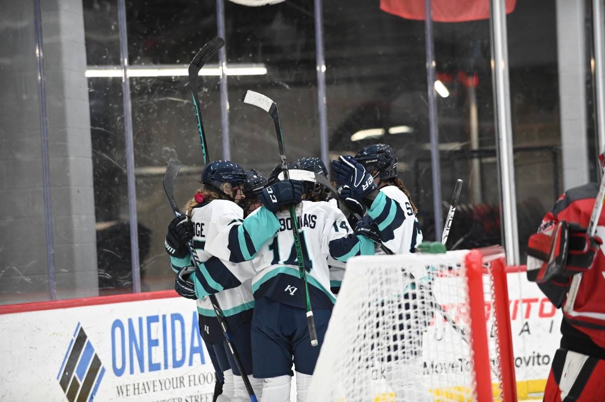 Elliott: Energized by a historic U.S-Canada rivalry, women's hockey  embraces its PWHL moment - Yahoo Sports