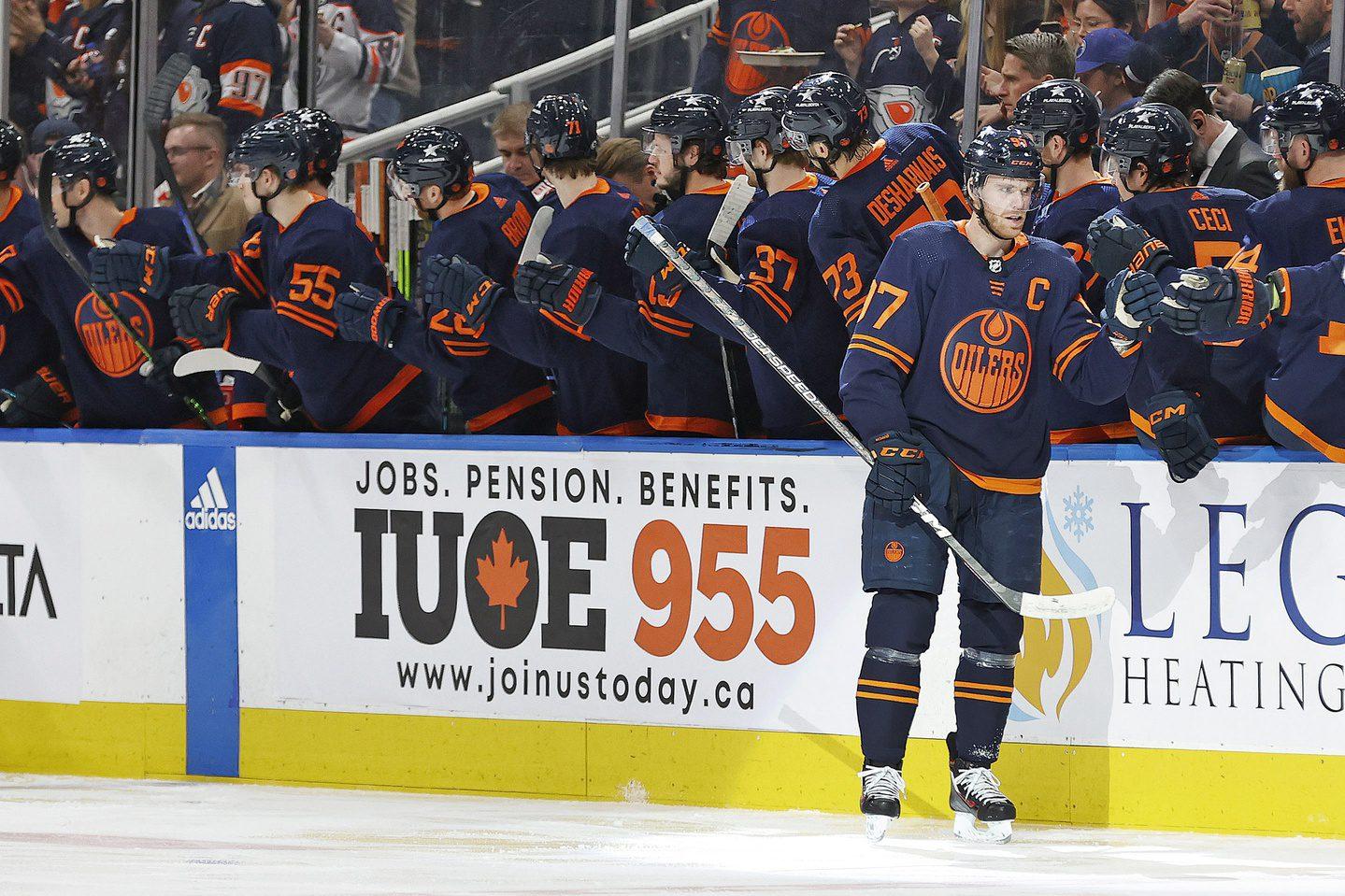 Edmonton Oilers become fifth NHL team ever to win 15 games in a row