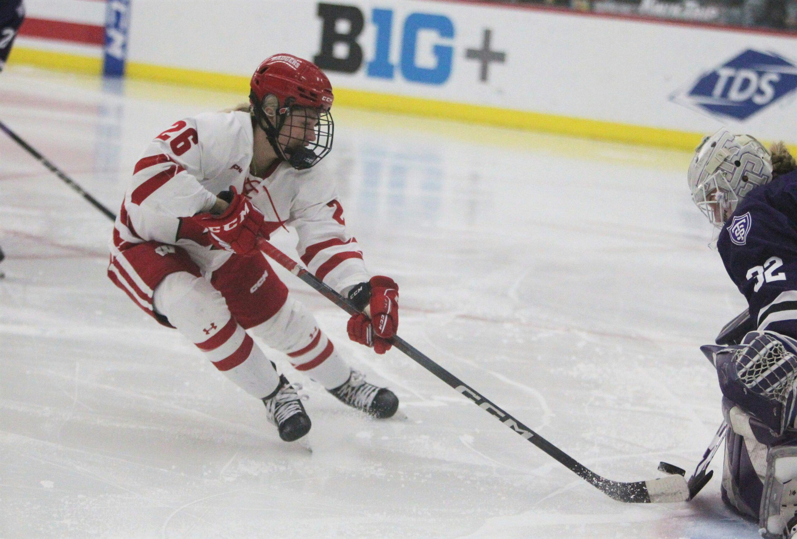 Casey O’Brien, Kirsten Simms and Izzy Daniel named topthree finalists