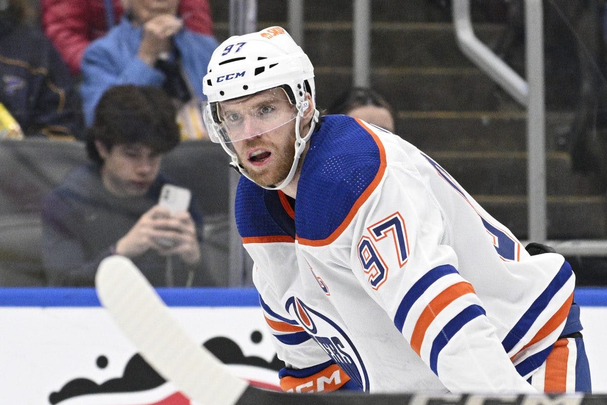 Oilers’ Connor McDavid becomes third player in NHL history to score 40 points in a single post-season