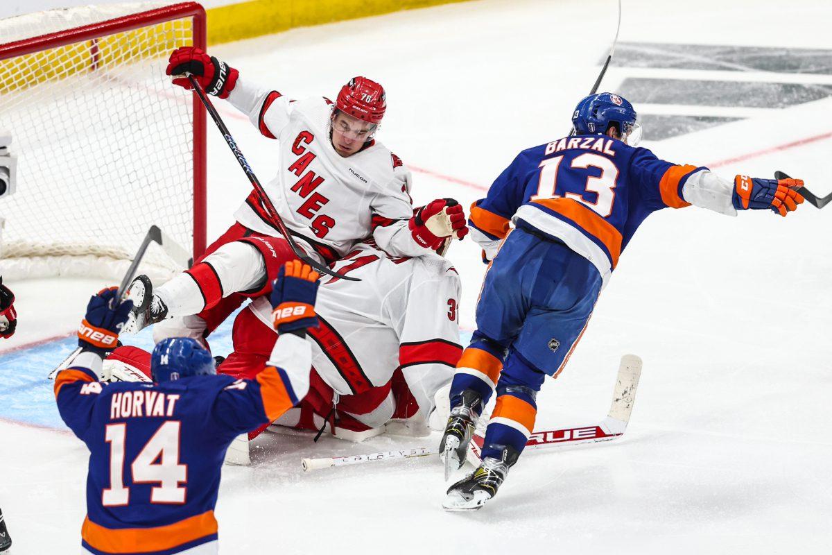 Stanley Cup Playoffs Day 8: Barzal, Islanders stay alive with double OT win against Hurricanes 