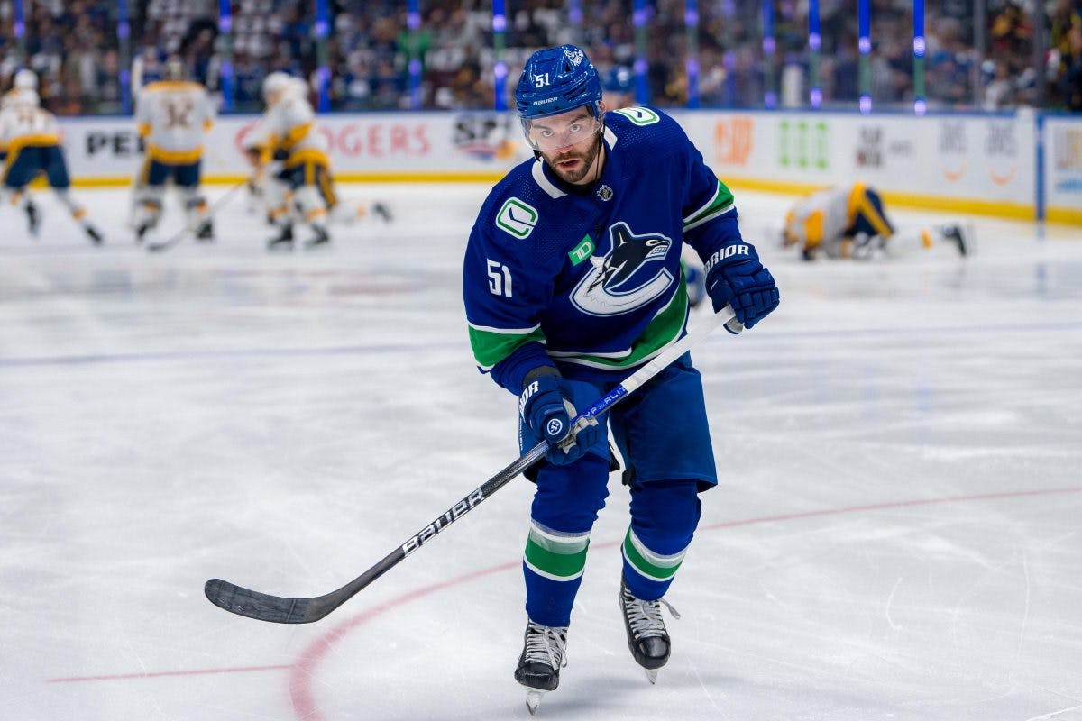 Canucks re-sign Mark Friedman to one-year, $775k contract