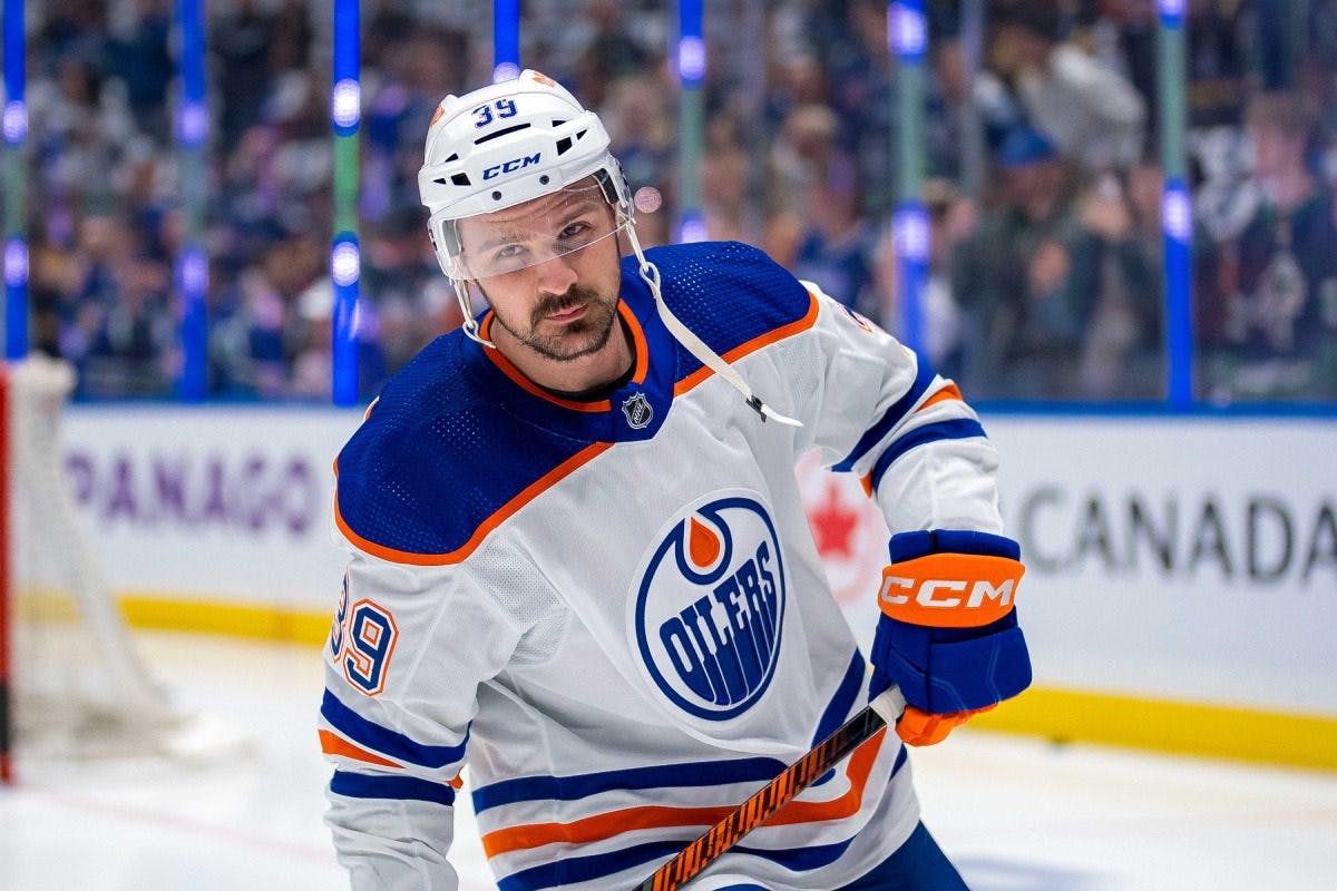 Report: Rangers to sign Sam Carrick to three-year, $3 million contract