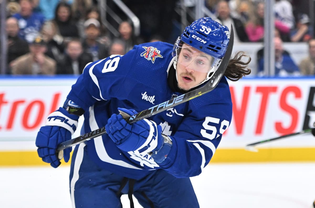 Report: Tyler Bertuzzi expected to sign four-year, $5.5 million AAV deal  with Chicago Blackhawks