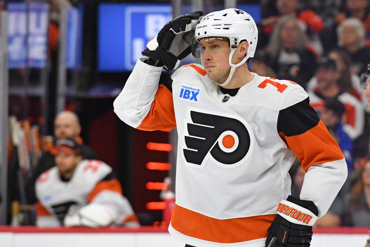 Flyers re-sign Erik Johnson to one-year, $1 million contract