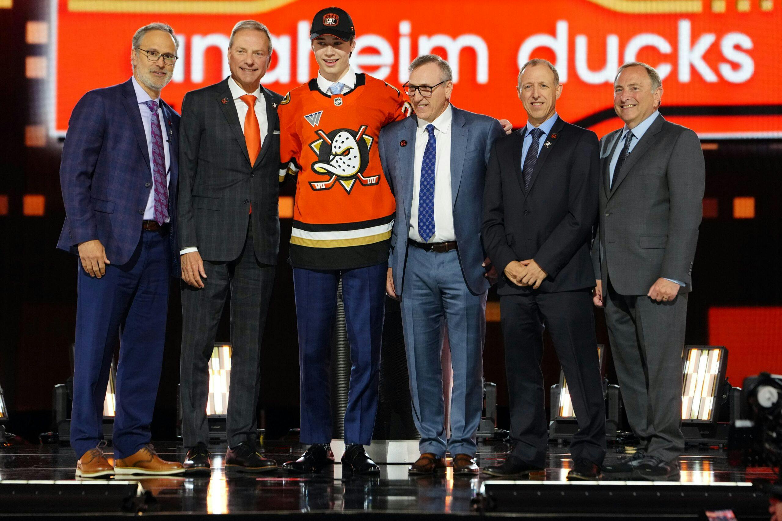 Anaheim Ducks prospects Beckett Sennecke, Tomas Suchanek out long term