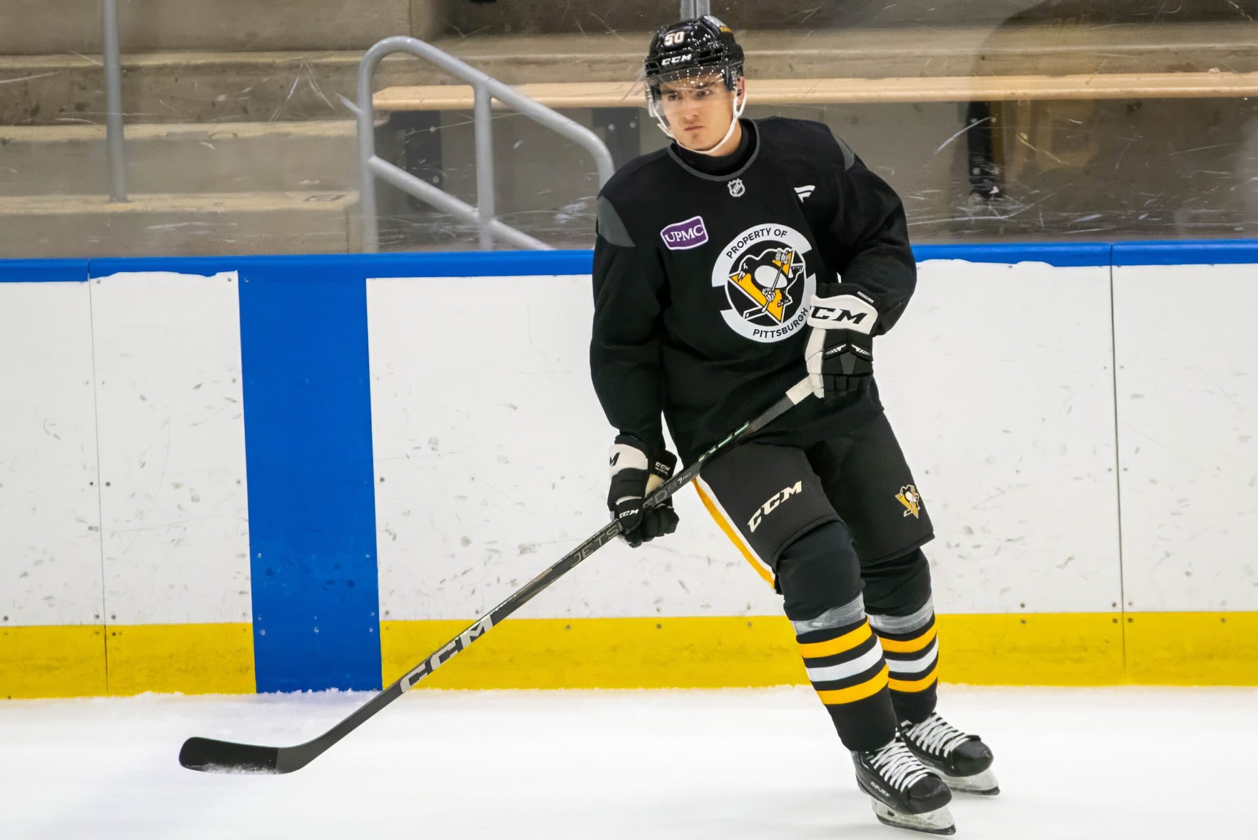 Penguins sign Finn Harding to entry-level contract