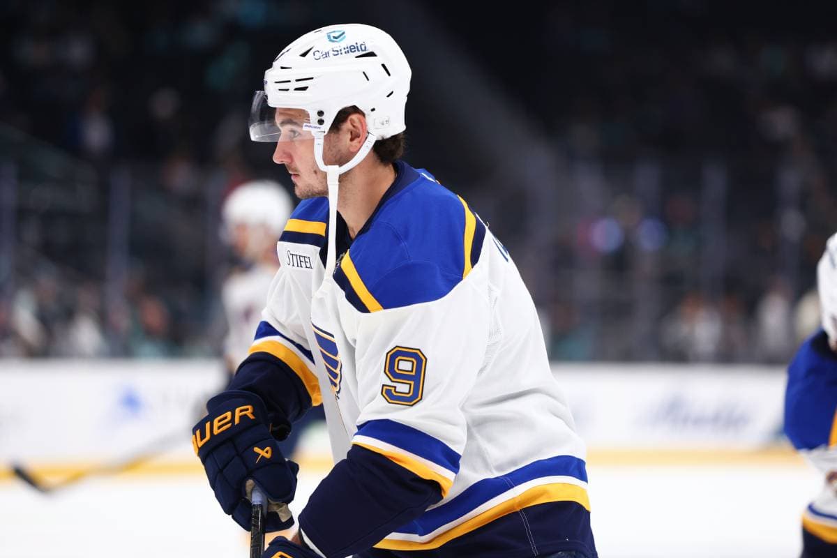 Blues' Alexandre Texier placed on IR with upper-body injury