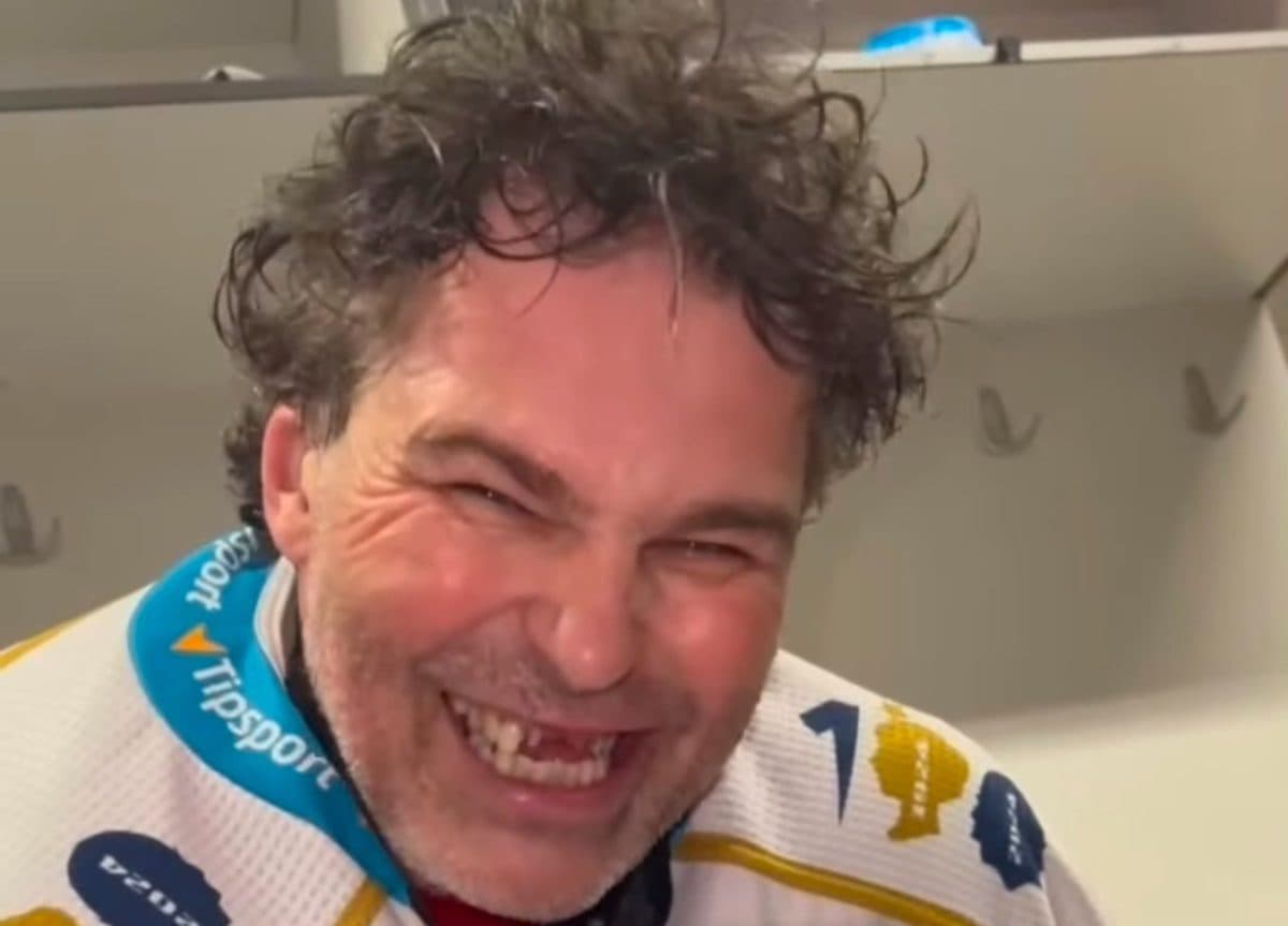 52-year-old Jaromir Jagr loses teeth, picks up assist in Czech league