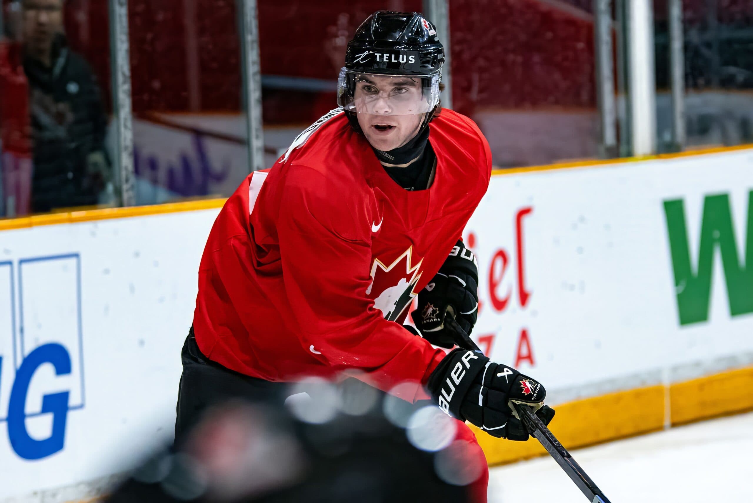 After brief NHL taste, Flyers’ Jett Luchanko ready to chase gold with Canada’s World Junior team