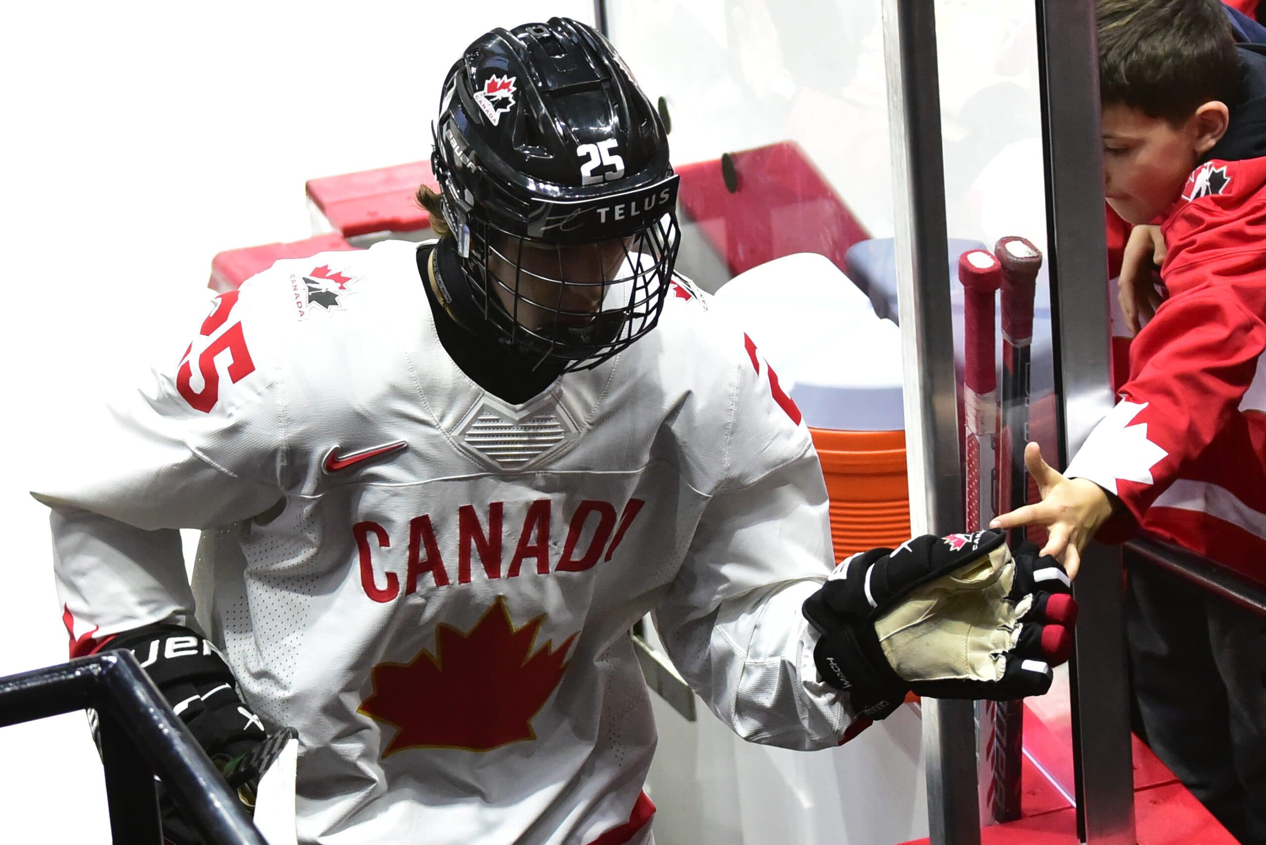 Top 2025 NHL Draft prospect Matthew Schaefer leaves Canada’s World