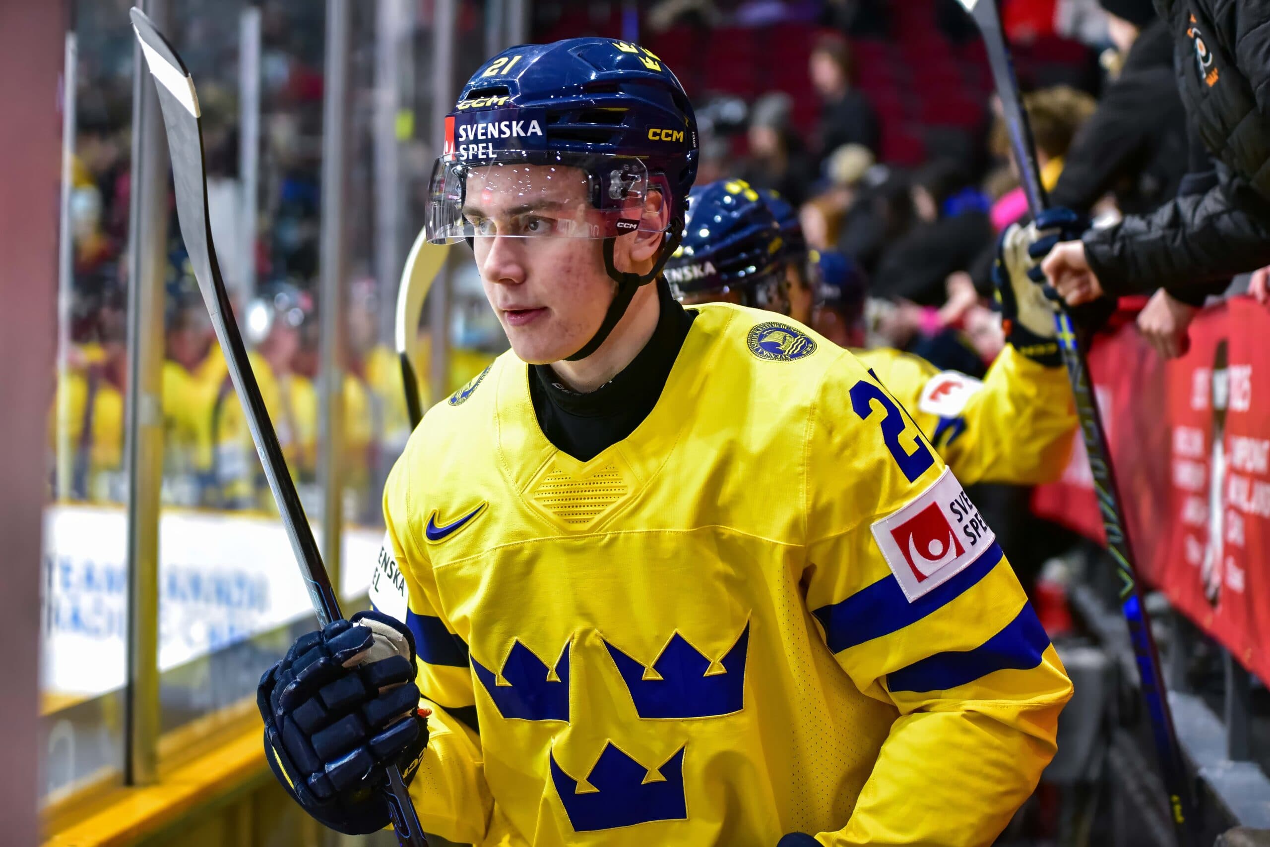 2025 World Juniors: Top standouts from Czechia vs. Sweden