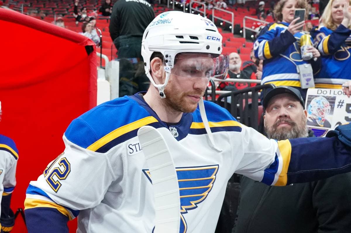 Blues’ Radek Faska out vs. Sharks with lower-body injury