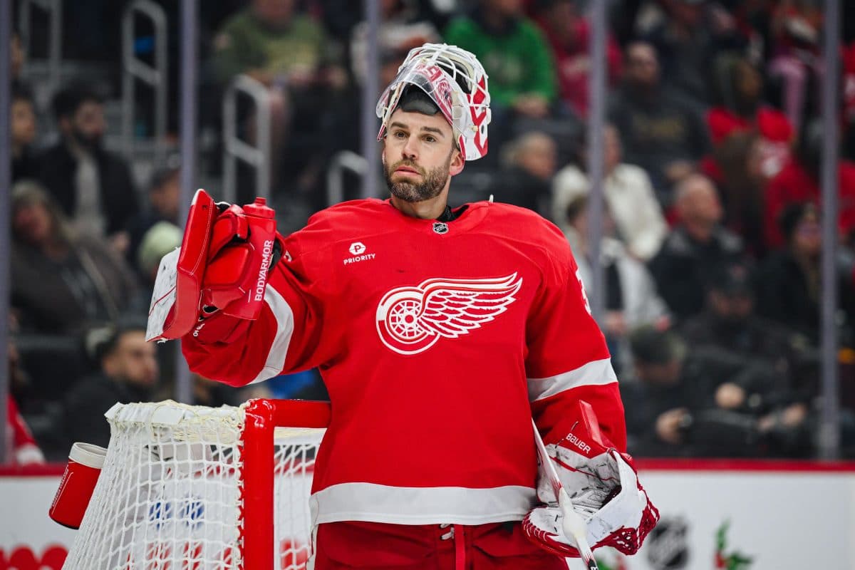 Red Wings’ Cam Talbot leaves game against Canucks with lower-body injury