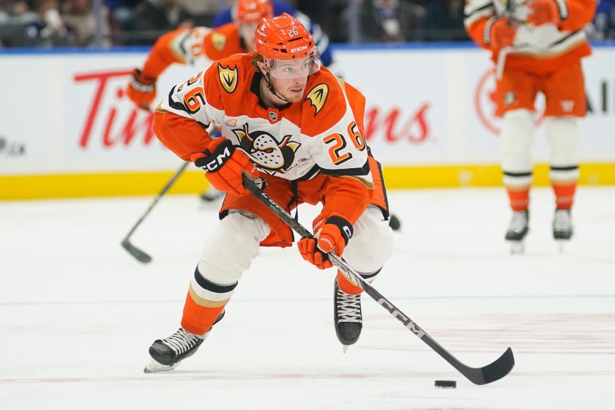 Ducks place Brock McGinn on injured reserve with lower-body injury