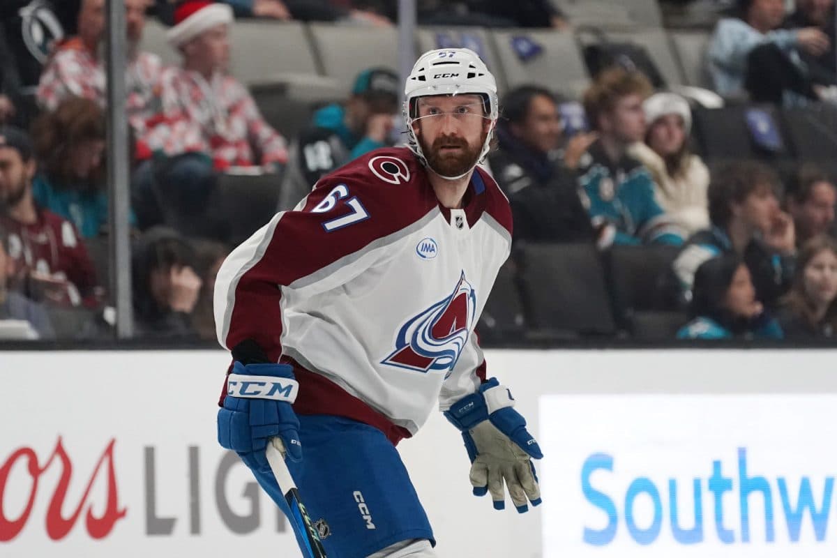 Avalanche sign Keaton Middleton to two-year contract extension