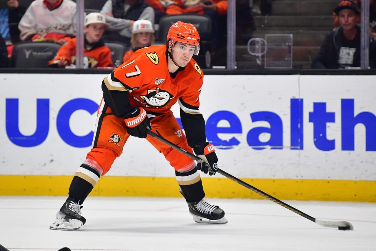 Understanding Frank Vatrano’s bizarre deferred money contract with the Ducks