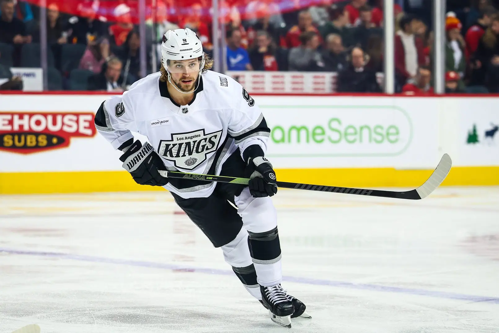 NHL player prop bets (Jan. 20): Back Kempe to score at home vs. Penguins