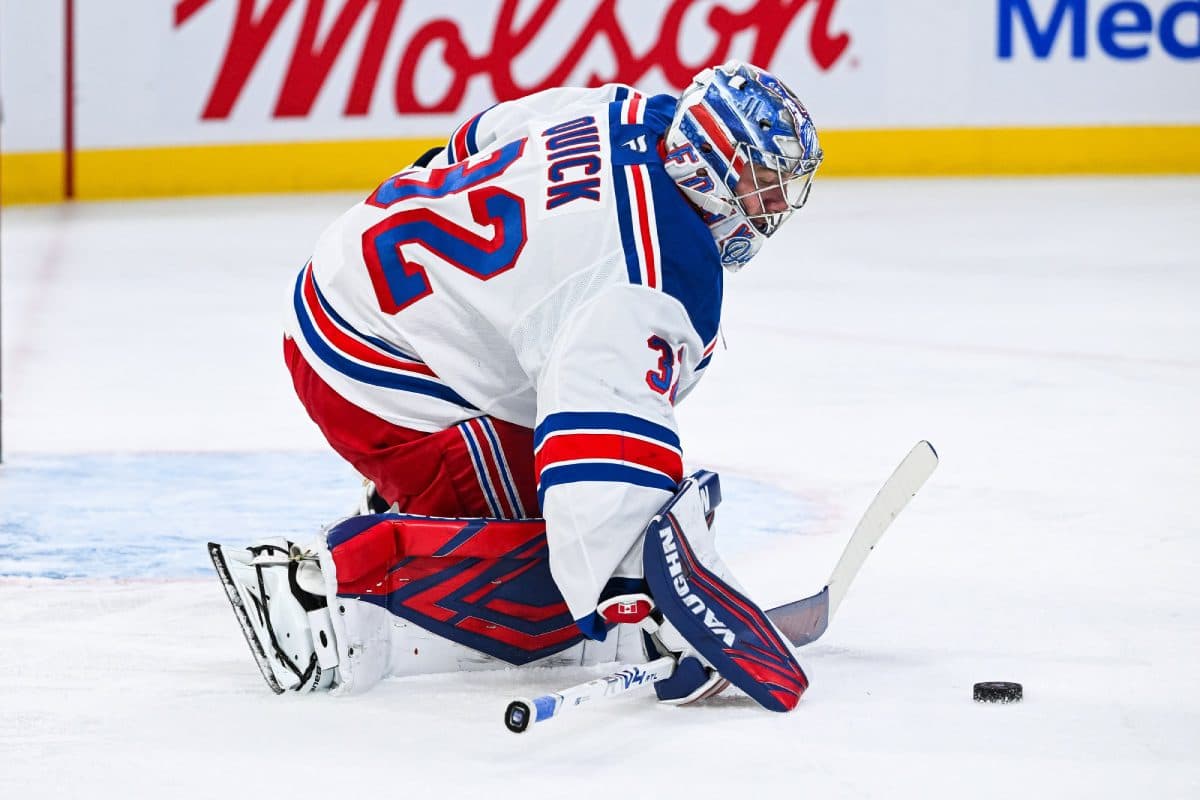 Rangers’ Jonathan Quick becomes first U.S. goaltender to win 400 NHL games