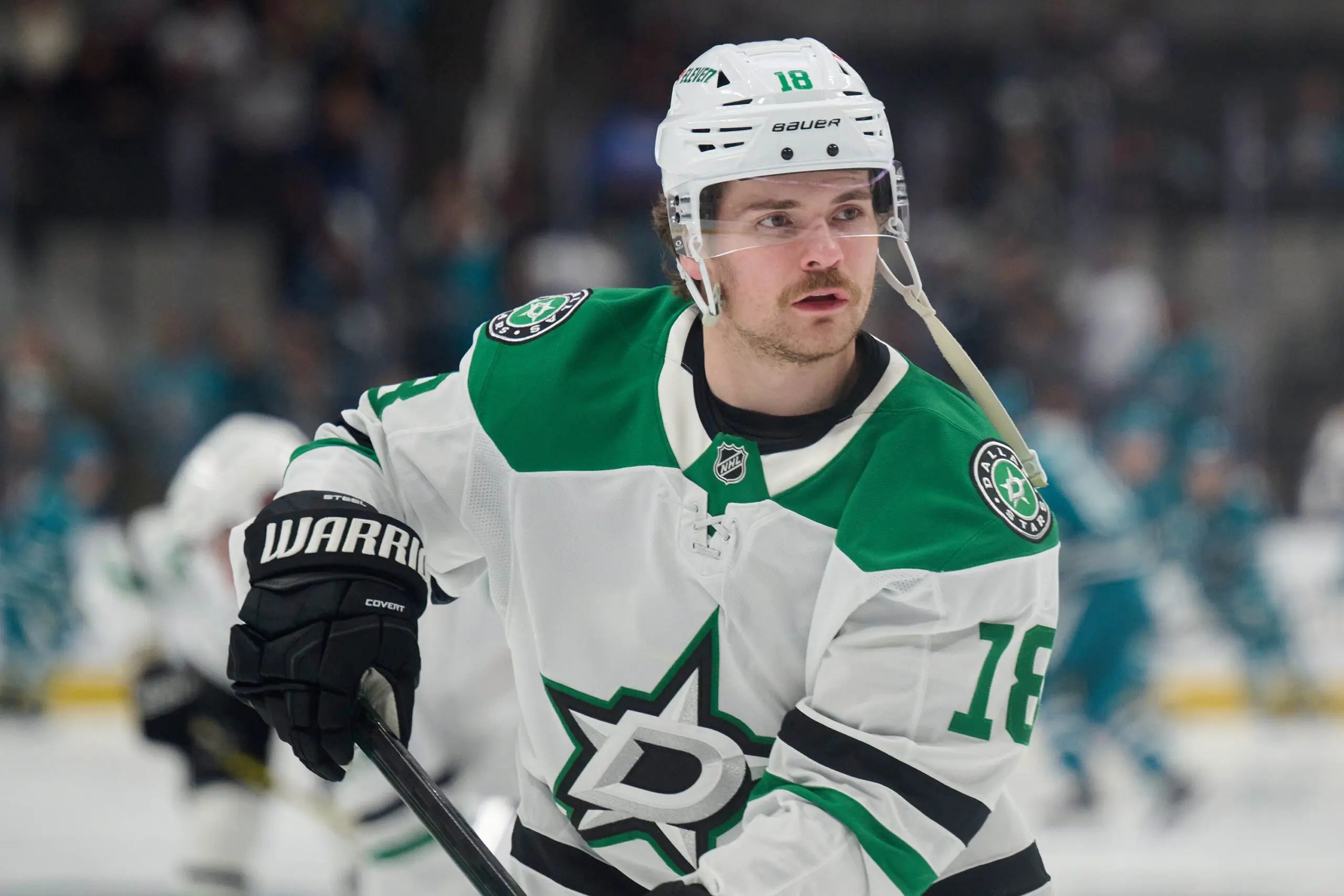 Stars sign Sam Steel to two-year extension