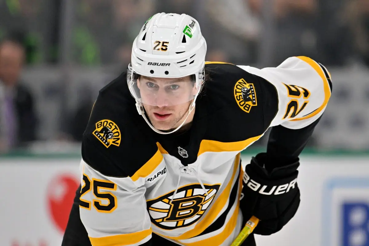 Bruins leaning toward keeping Brandon Carlo