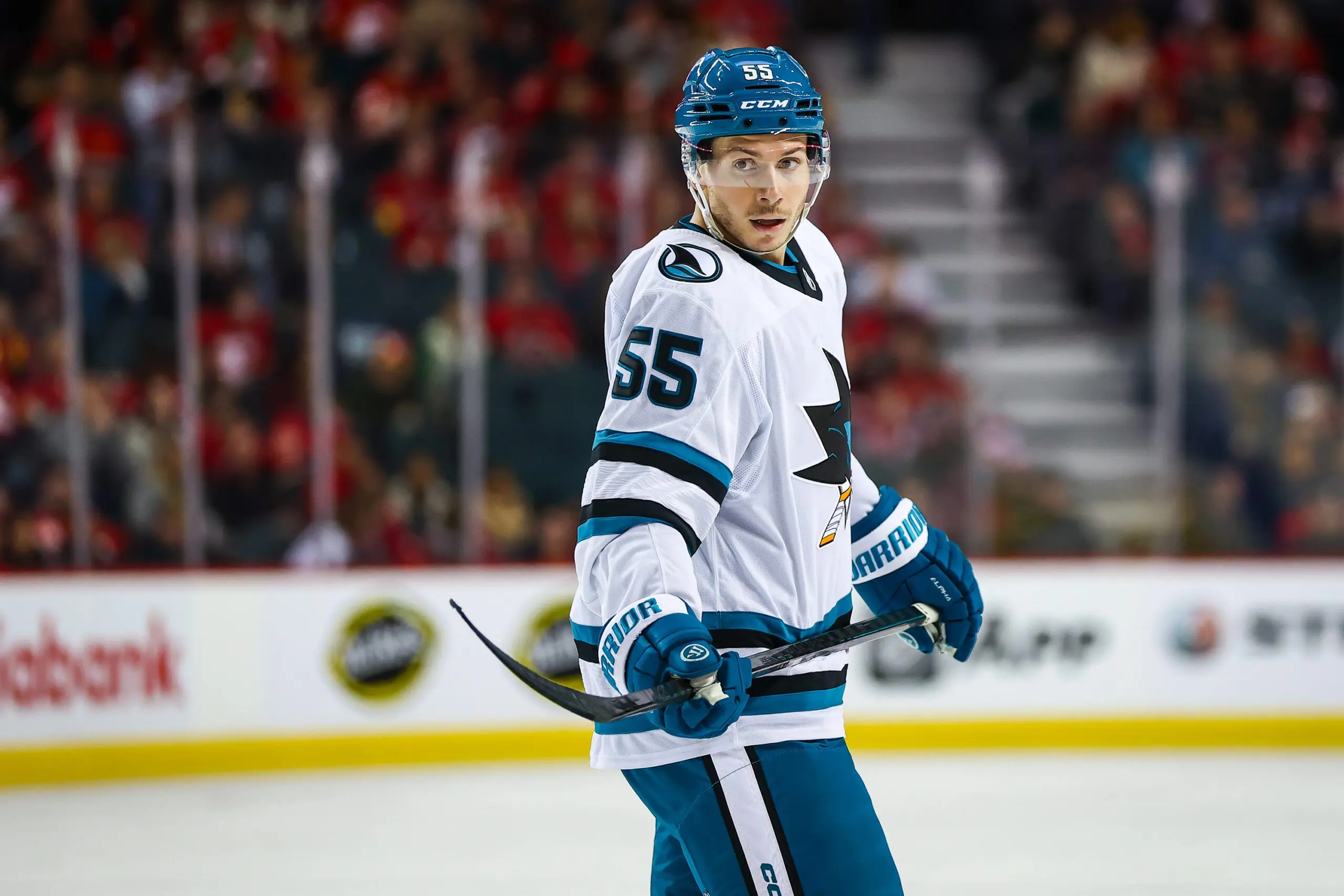 Sharks waive Walker Duehr