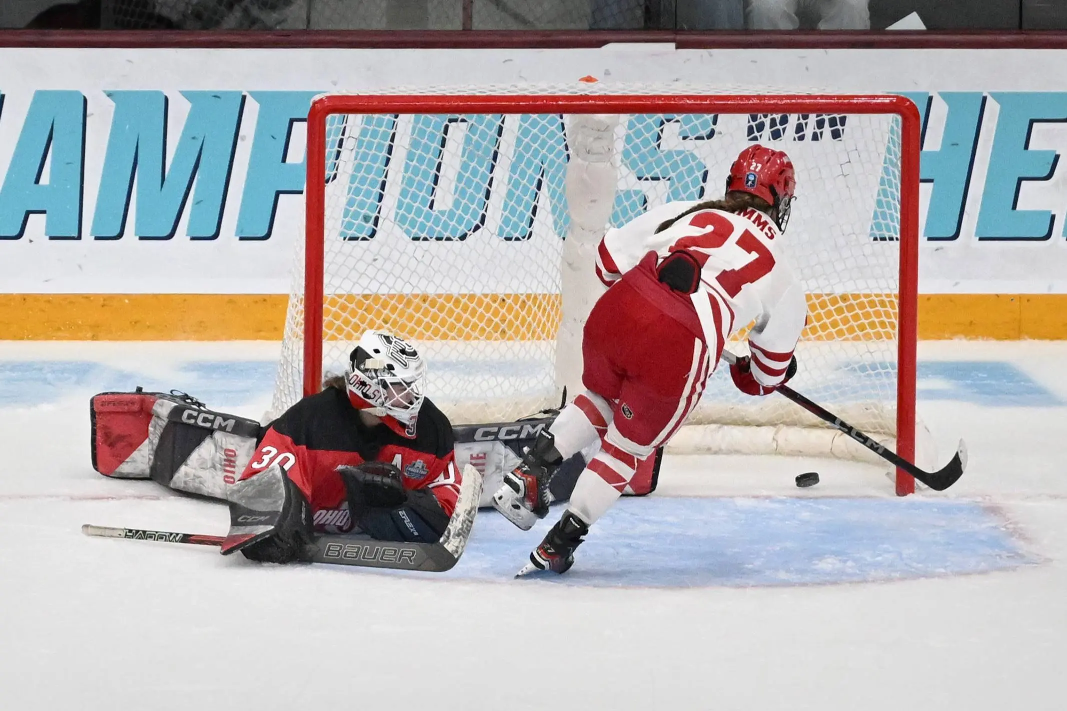 Kirsten Simms’ heroics help Wisconsin beat Ohio State to win NCAA women’s hockey championship