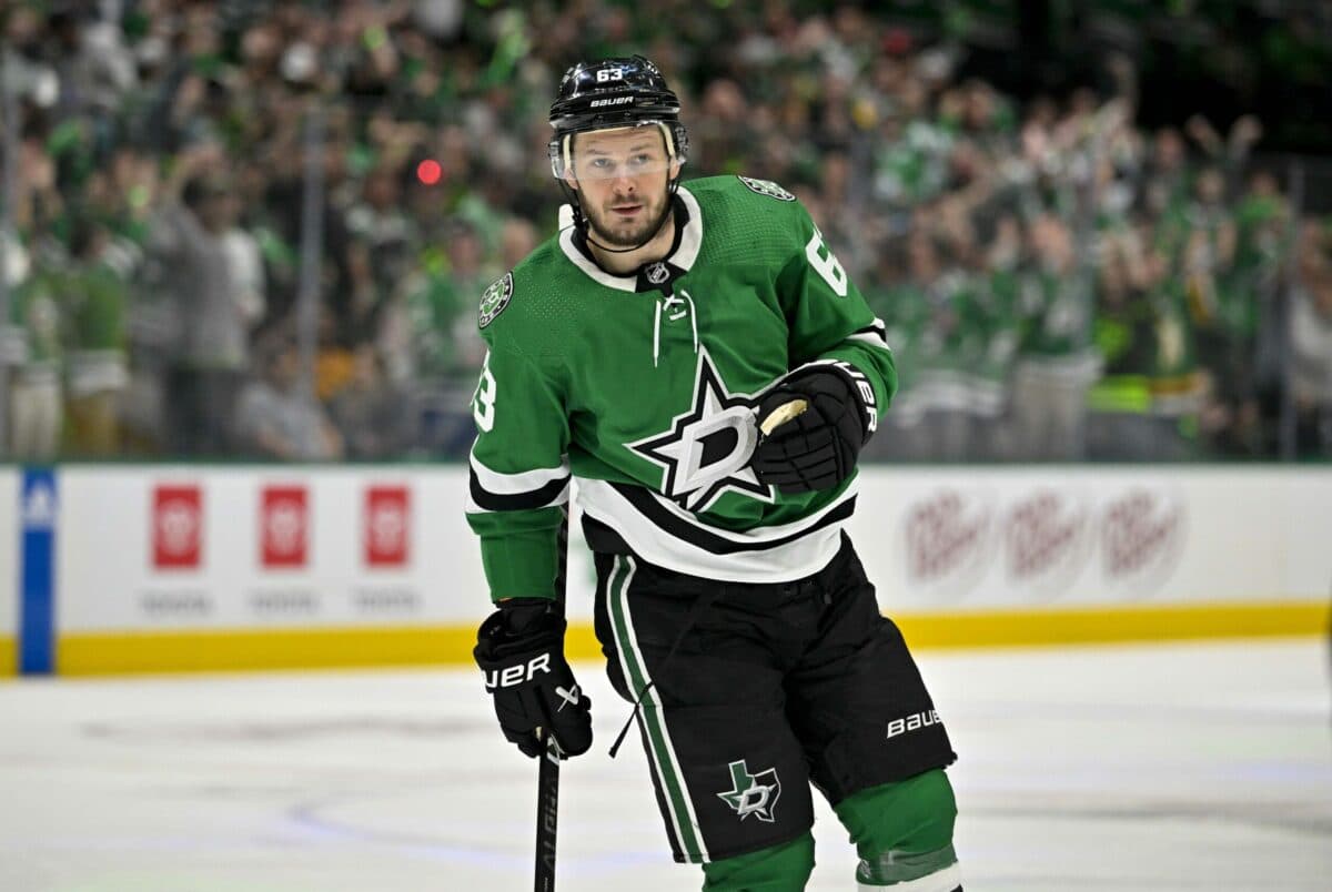 Dallas Stars’ Jim Nill announces Evgenii Dadonov and Jani Hakanpaa injuries