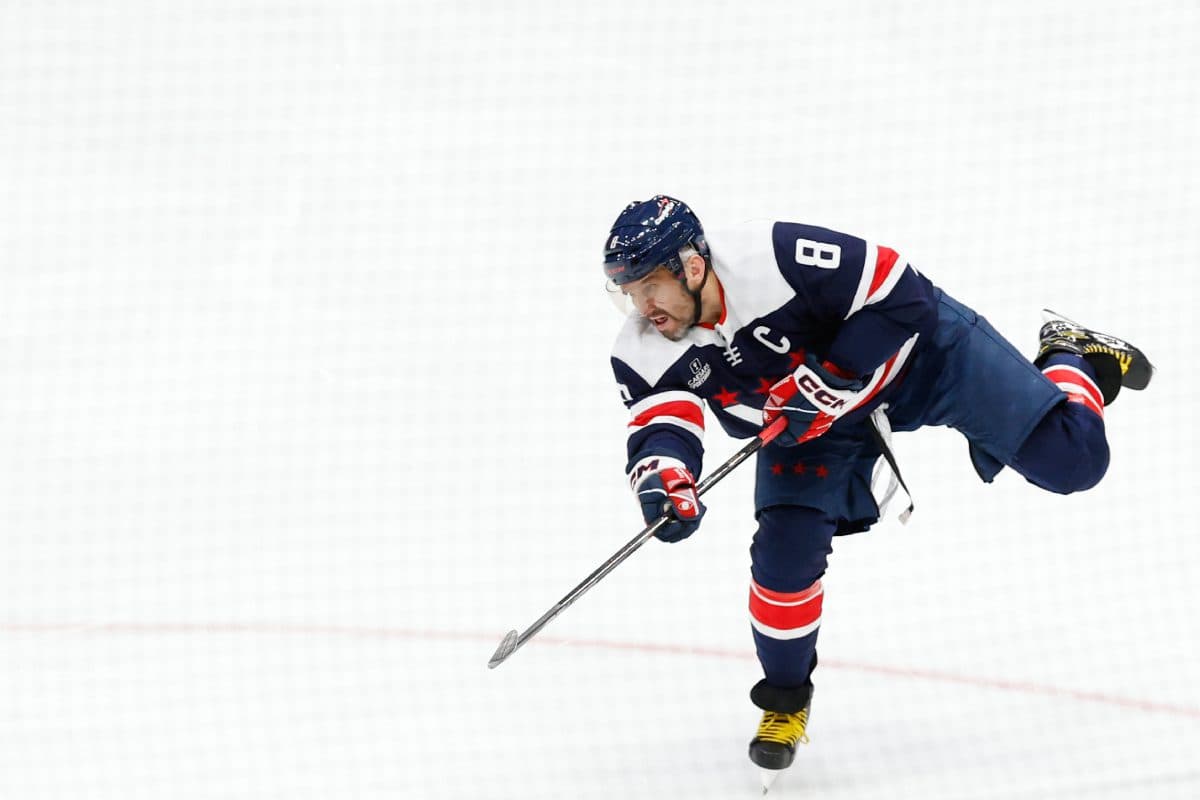 Can Alex Ovechkin still score 30 goals in 2023-24?